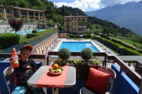 TIGNALE - APARTMENT VISTA BLU 107 WITH POOL AT LAKE GARDA