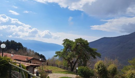 Bungalow GABRIELE mit Pool in Tignale