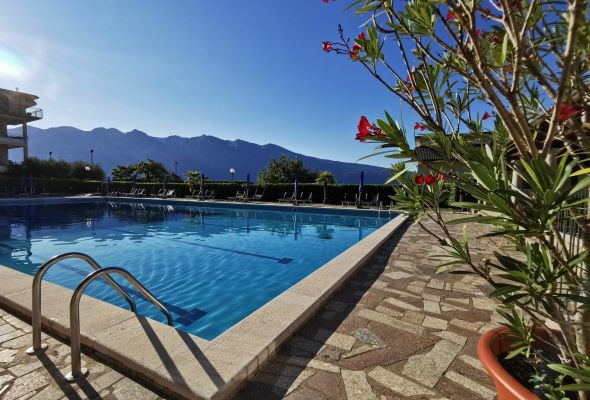 Schöne Ferienwohnung am Gardasee mit Pool